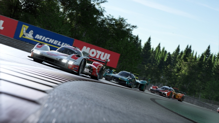 Screenshot aus Project Motor Racing